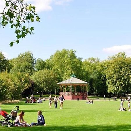 Large London Apartment Near Portobello Market, Notting Hill Exteriör bild
