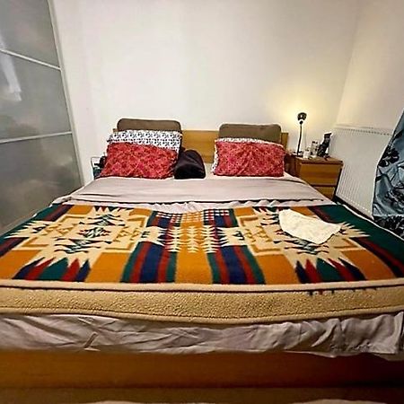 Large London Apartment Near Portobello Market, Notting Hill Exteriör bild